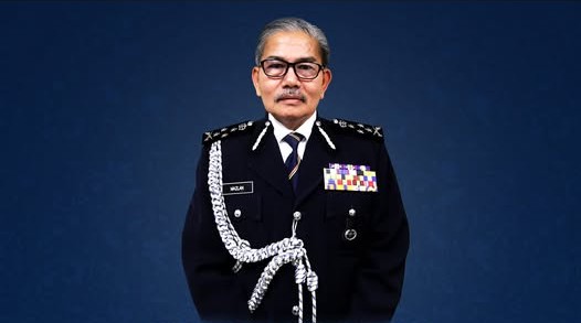 Tan Sri Datuk Seri (Dr) Mazlan Bin Lazim